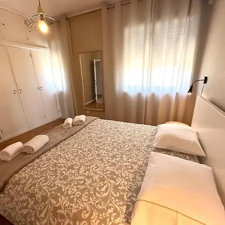 アパート Renovado Com Ac, 2 Wc Completos, Terraco E Garagem ポルト