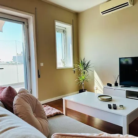 Apartment Renovado Com Ac, 2 Wc Completos, Terraco E Garagem