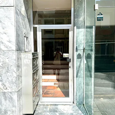 Apartment Renovado Com Ac, 2 Wc Completos, Terraco E Garagem Porto