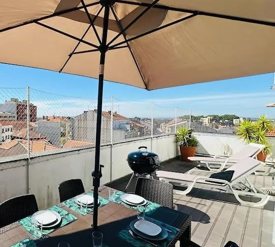 Renovado Com Ac, 2 Wc Completos, Terraço E Garagem *